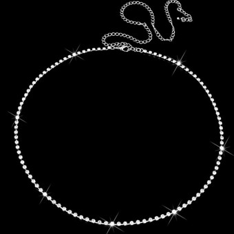 Détails ceinture de taille avec strass